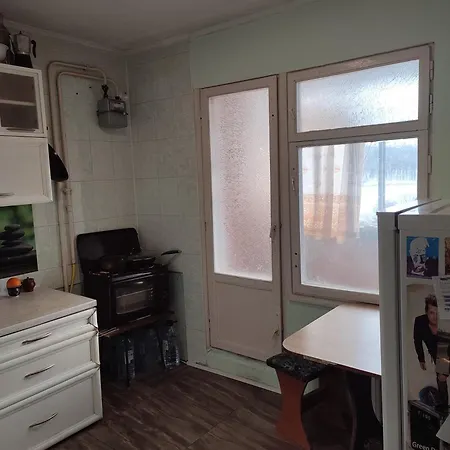 One Room In Apartment In The Park Center Area Of Кишинёв Экстерьер фото